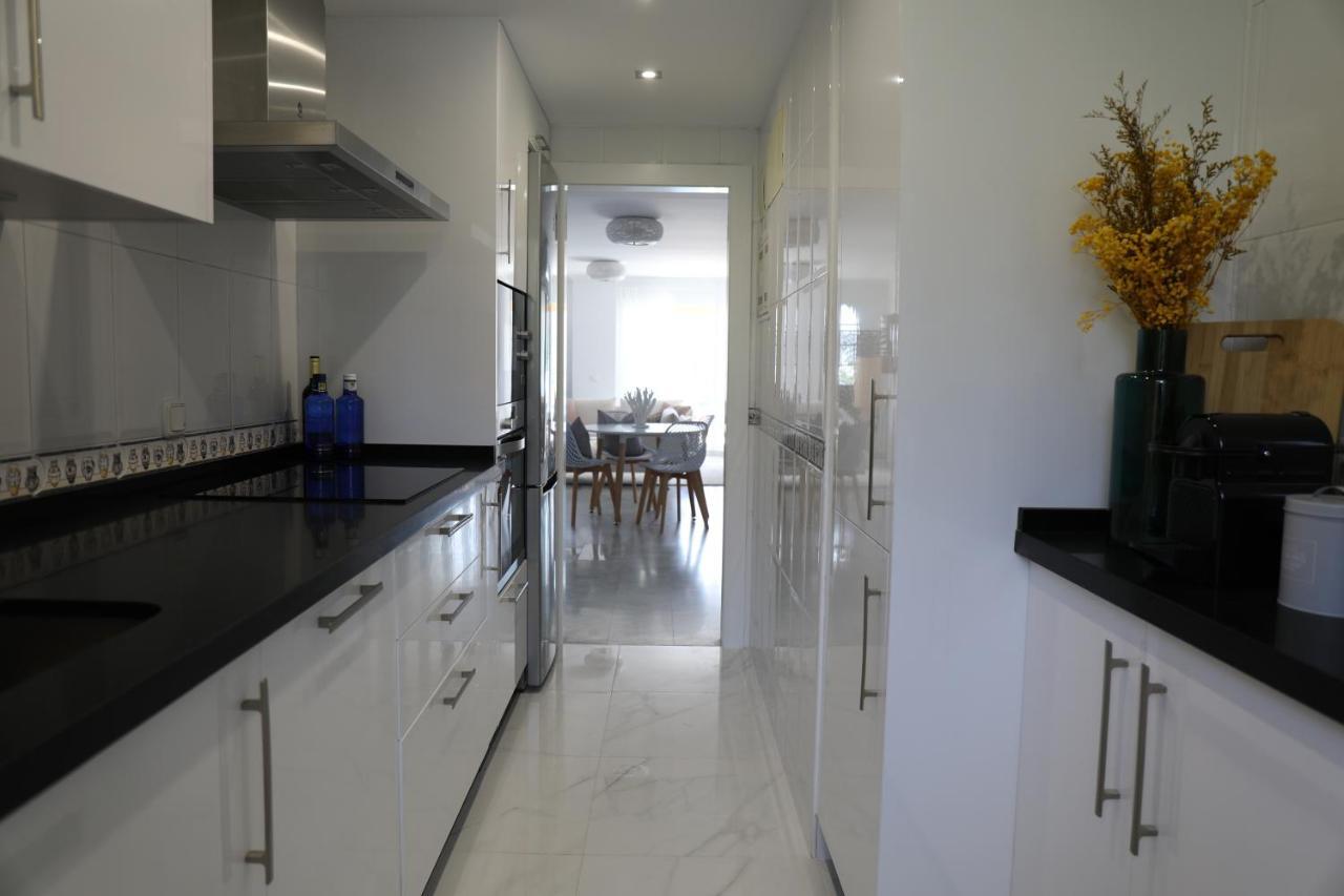 High-end 2 Bedroom Sea View In Puerto Banus Apartament *